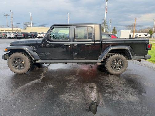 2022 Jeep Gladiator Willys 4x4