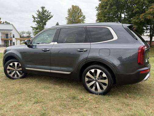 2020 Kia Telluride S