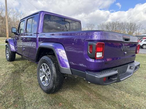 2026 Jeep Gladiator Sport S
