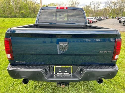 Patriot Blue Pearlcoat 2023 RAM 1500 Classic SLT