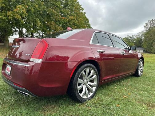 2018 Chrysler 300 Limited