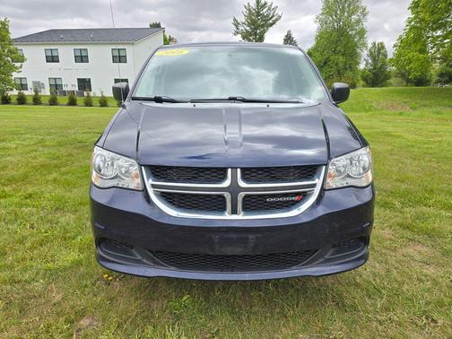 True Blue Pearlcoat 2016 Dodge Grand Caravan AVP/SE