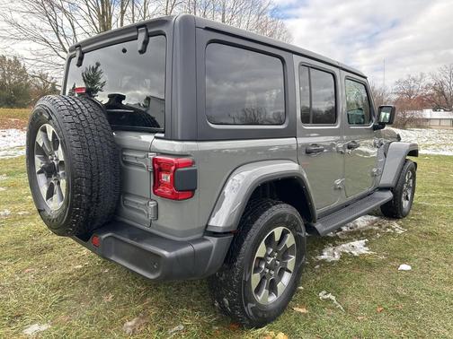 2021 Jeep Wrangler Unlimited Sahara