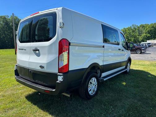 Oxford White 2025 Ford Transit-250 Base