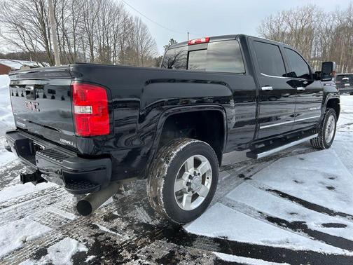 2016 GMC Sierra 2500 Denali
