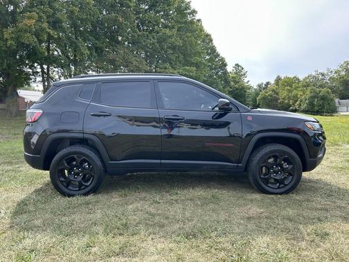 2023 Jeep Compass Trailhawk