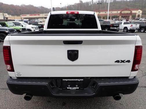 2022 RAM 1500 Classic SLT