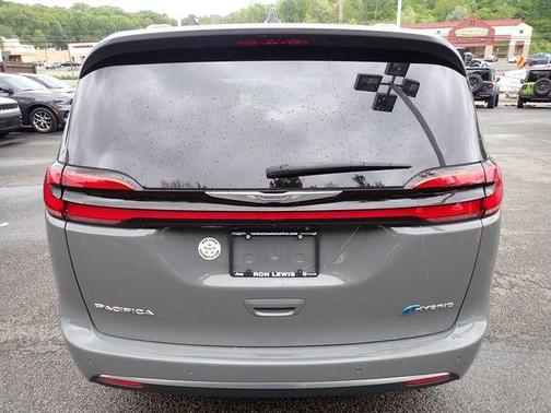 Ceramic Gray Clearcoat 2023 Chrysler Pacifica Hybrid Pinnacle
