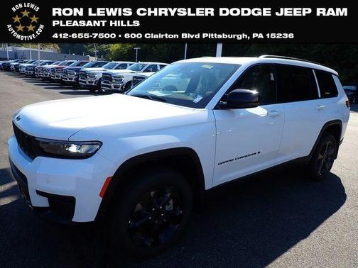Bright White Clearcoat 2025 Jeep Grand Cherokee L Laredo