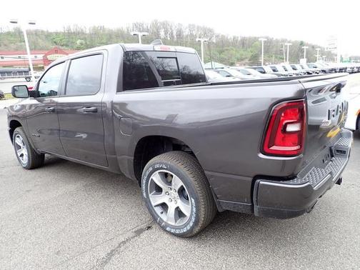 Granite Crystal Clearcoat Metallic 2026 RAM 1500 Express