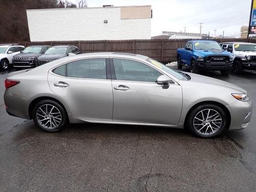 2017 Lexus ES 350 Base