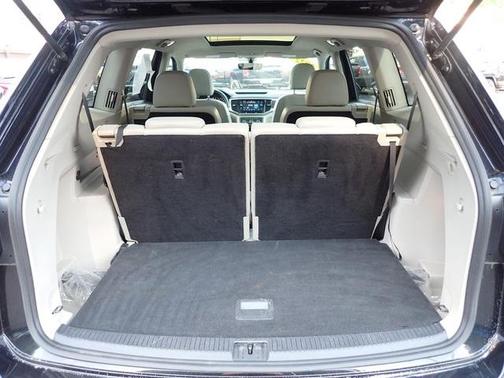 2022 Volkswagen Atlas 2.0T SE