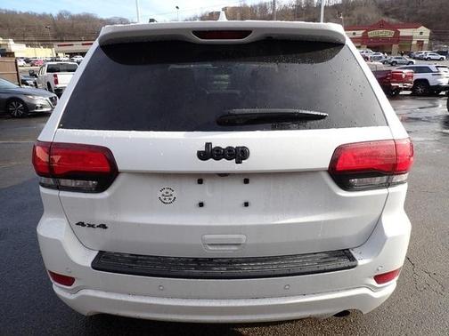 2022 Jeep Grand Cherokee WK Laredo