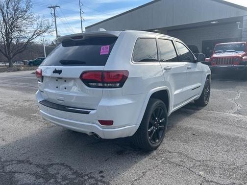 2022 Jeep Grand Cherokee WK Laredo