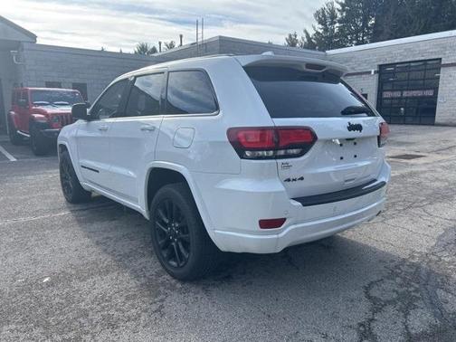 2022 Jeep Grand Cherokee WK Laredo