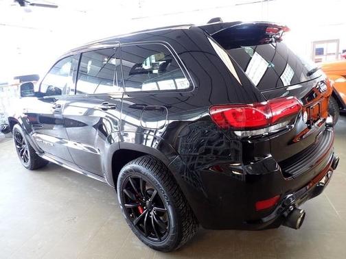 2020 Jeep Grand Cherokee SRT