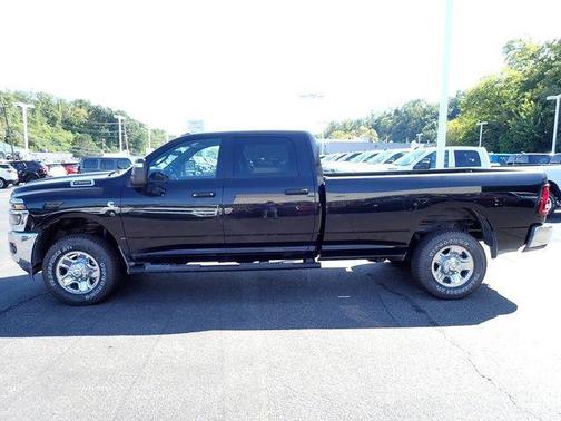 Diamond Black 2025 RAM 2500 Tradesman