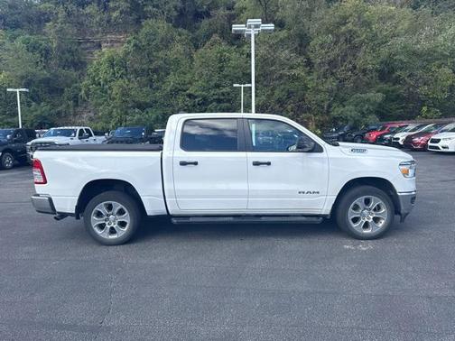 2023 RAM 1500 Big Horn Crew Cab 4x4 57' Box