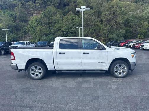 2023 RAM 1500 Big Horn Crew Cab 4x4 57' Box