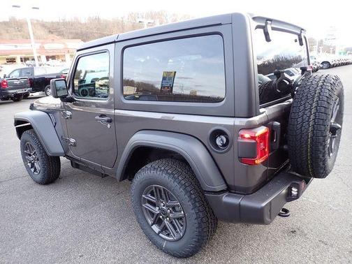 Granite Crystal Clearcoat Metallic 2026 Jeep Wrangler Sport