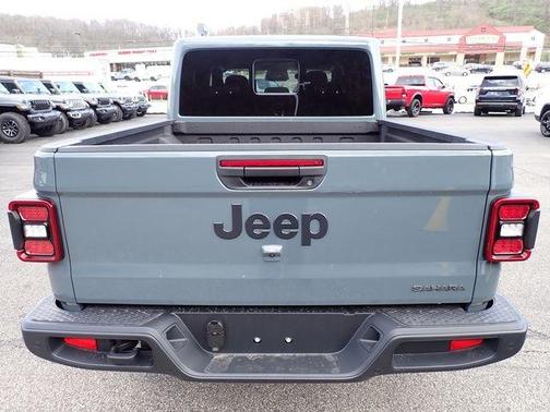 Anvil Clearcoat 2026 Jeep Gladiator Sport