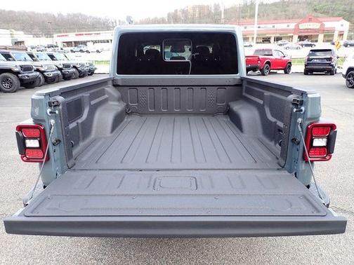 Anvil Clearcoat 2026 Jeep Gladiator Sport