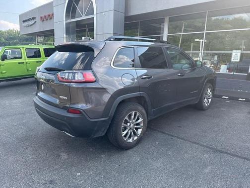 2022 Jeep Cherokee Latitude Lux 4x4