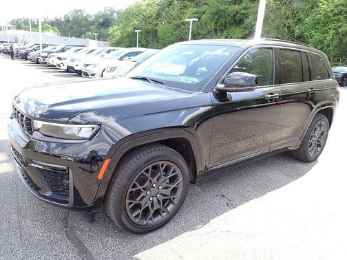 Diamond Black 2026 Jeep Grand Cherokee Summit