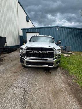 Bright White Clearcoat 2024 RAM 2500 Tradesman