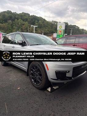 Silver Zynith 2023 Jeep Grand Cherokee L Summit