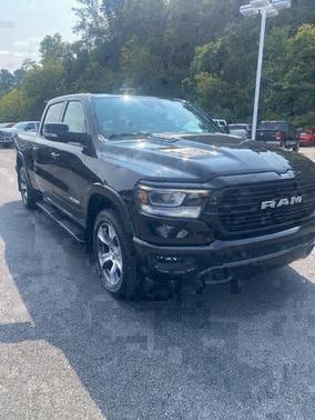 2021 RAM 1500 Laramie Crew Cab 4x4 64' Box