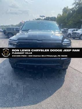 2021 RAM 1500 Laramie Crew Cab 4x4 64' Box