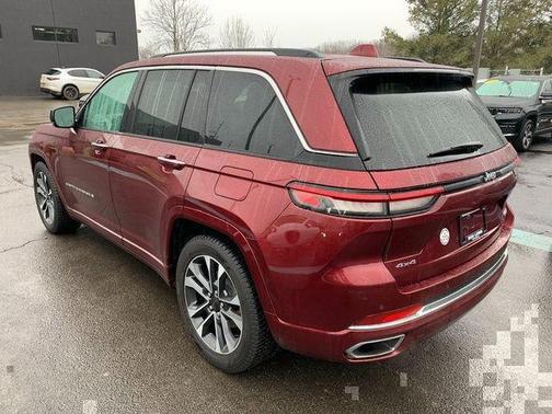 Velvet Red Pearlcoat 2022 Jeep Grand Cherokee Overland