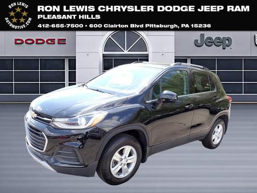 Mosaic Black Metallic 2019 Chevrolet Trax LT