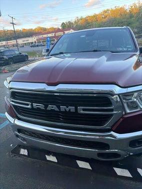 Delmonico Red Pearlcoat 2019 RAM 1500 Big Horn