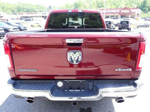 Delmonico Red Pearlcoat 2019 RAM 1500 Big Horn