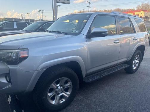 Classic Silver Metallic 2015 Toyota 4Runner SR5 Premium