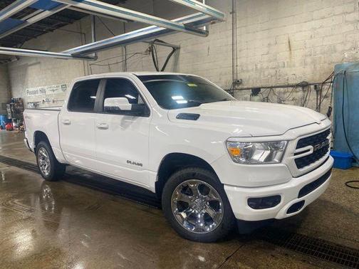 Bright White Clearcoat 2023 RAM 1500 Big Horn
