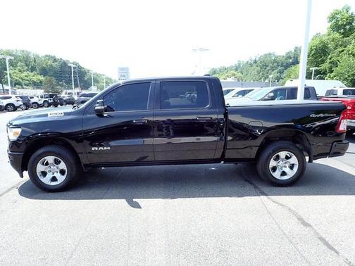 2020 RAM 1500 Big Horn Crew Cab 4x4 64' Box