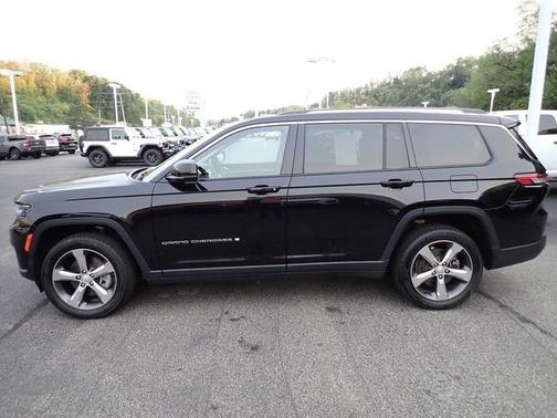 2022 Jeep Grand Cherokee L Limited 4x4