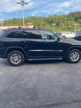 2020 Jeep Grand Cherokee Laredo E 4x4