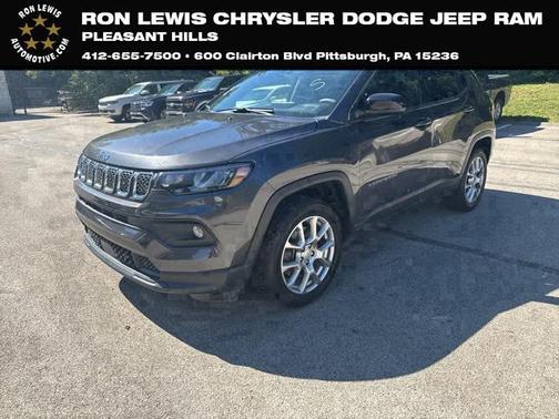 2023 Jeep Compass Latitude Lux FWD