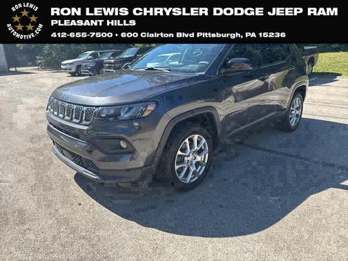 2023 Jeep Compass Latitude Lux FWD