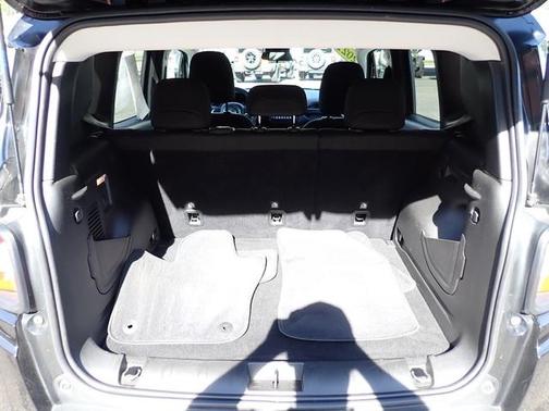 Black Clearcoat 2021 Jeep Renegade Latitude