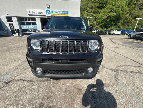 Black Clearcoat 2021 Jeep Renegade Latitude