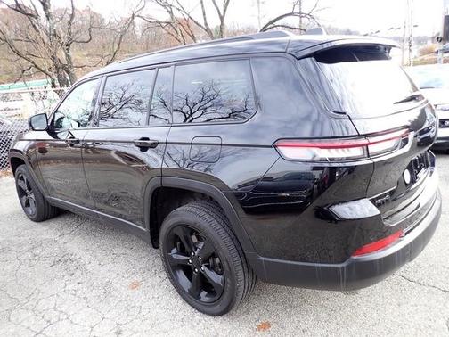 2024 Jeep Grand Cherokee L Laredo