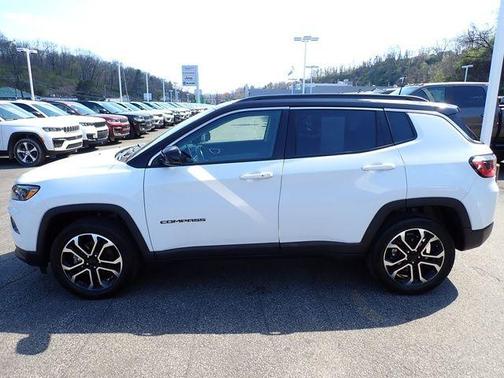 Bright White Clearcoat 2022 Jeep Compass Limited