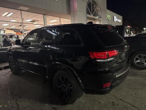 2021 Jeep Grand Cherokee Laredo X 4x4