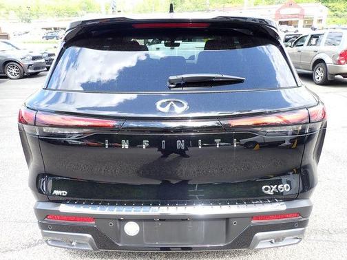 Diamond Black 2024 INFINITI QX60 SENSORY