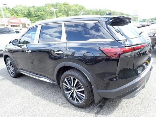 Diamond Black 2024 INFINITI QX60 SENSORY